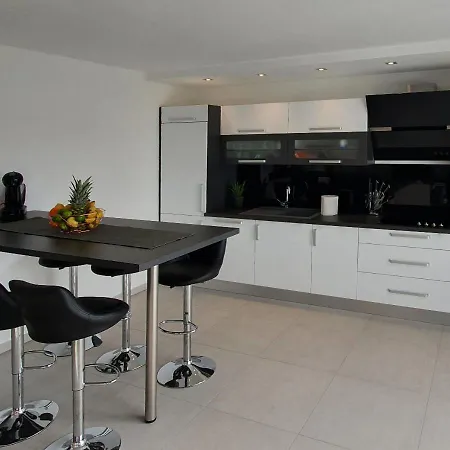 Kober Krk Apartmán *